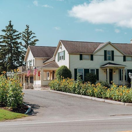 Skaneateles Suites Exteriér fotografie