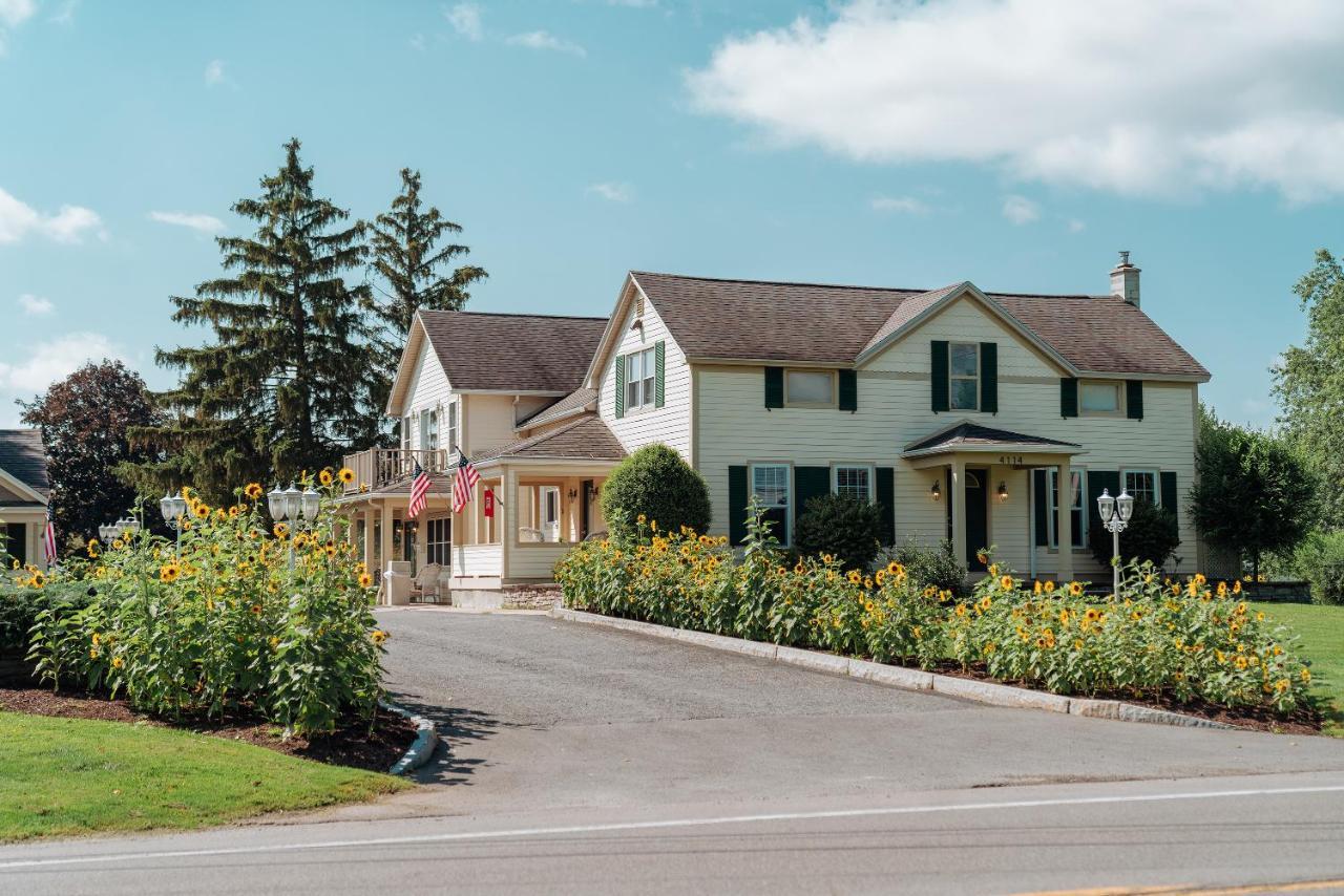 Skaneateles Suites Exteriér fotografie